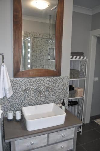 Deluxe Suite with Spa Bath - Driftwood