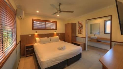 Designer Freshwater Three-Bedroom Villa 