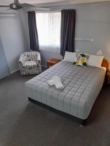 Queen Suite