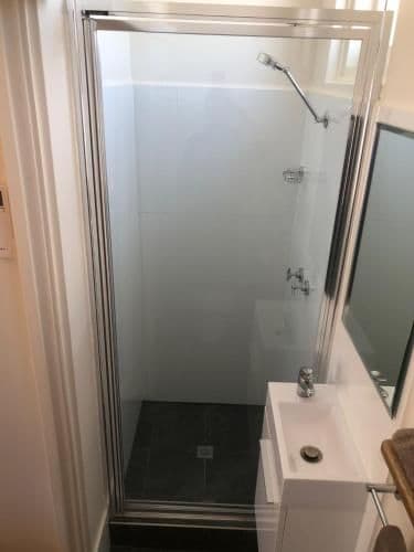 Economy Queen (Non Pet Friendly Room)
