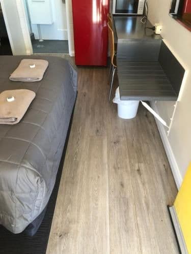 Economy Queen (Non Pet Friendly Room)