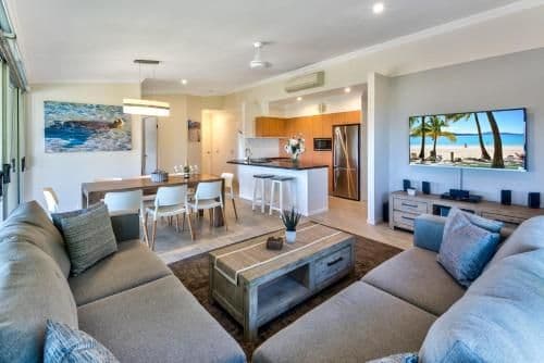 3 Bedroom seaview apartment - Apartment 12