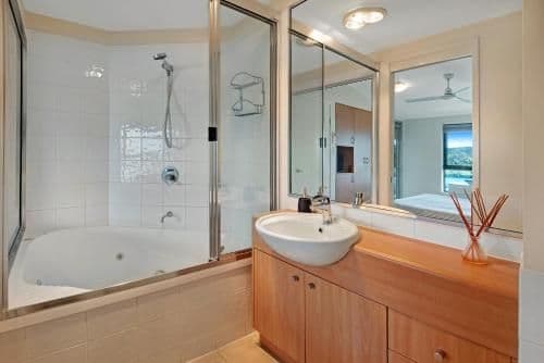 3 Bedroom seaview apartment - Apartment 23