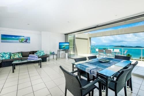 Three-Bedroom Apartment - Skiathos 2