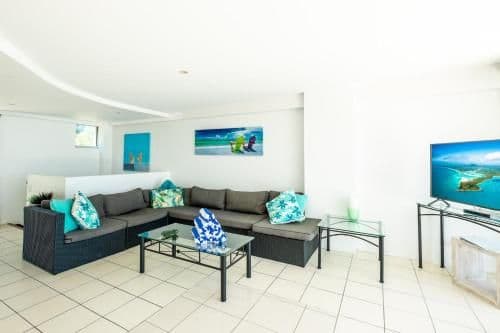 Three-Bedroom Apartment - Skiathos 2