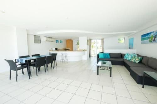 Three-Bedroom Apartment - Skiathos 2