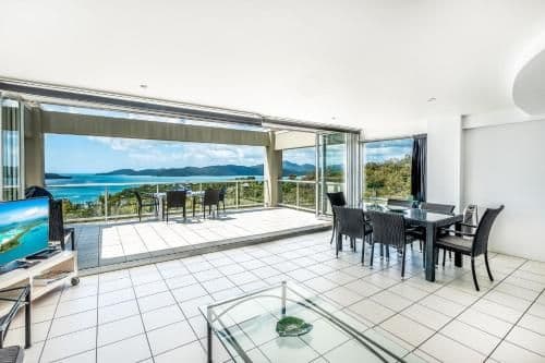 Three-Bedroom Apartment - Skiathos 4