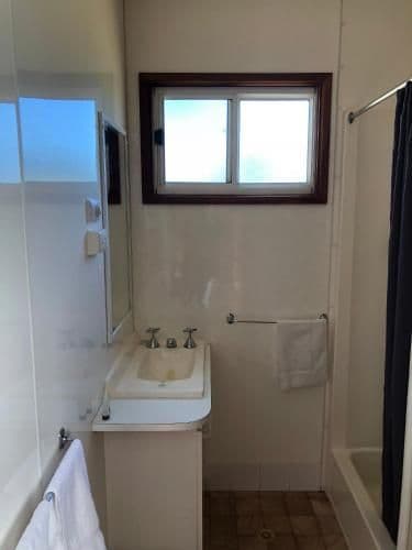 Standard Cabin (4 Adults)