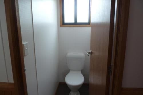 Three-Bedroom Cabin with River View