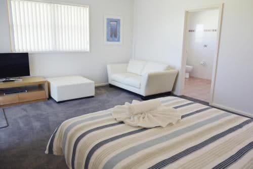 Three-Bedroom Apartment with Sea View