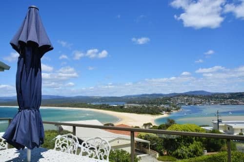 Three-Bedroom Apartment with Sea View