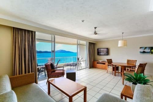 Sea View Whitsunday Apartment Level 9 W904