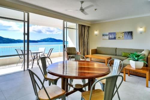 Sea View Whitsunday Apartment Level 13 E1305
