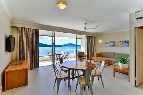 Sea View Whitsunday Apartment Level 13 E1305