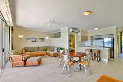 Sea View Whitsunday Apartment Level 13 E1305