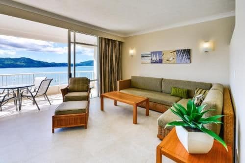 Sea View Whitsunday Apartment Level 13 E1305
