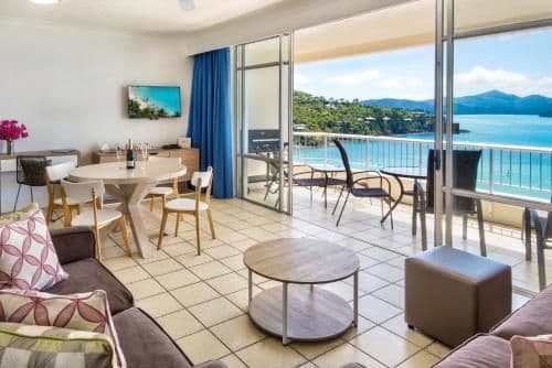 Sea View Top Floor Whitsunday Apartment E1304