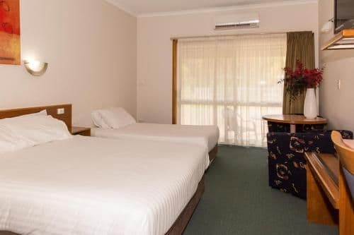 Queen Single Room