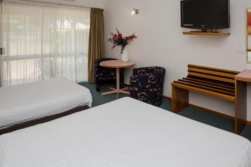 Queen Single Room