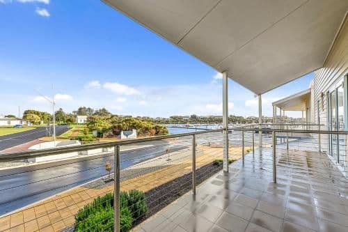 Three-Bedroom - Ocean & Marina View - Apartment 1
