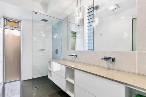 Four-Bedroom Holiday Home