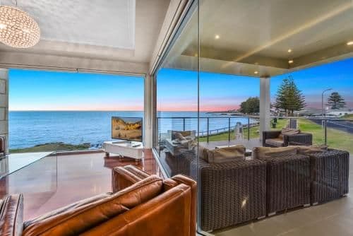 Four-Bedroom Holiday Home