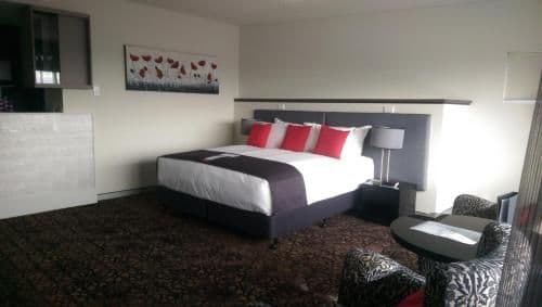 Deluxe King Room
