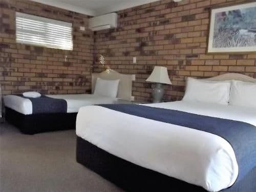 Queen Room with Pool View