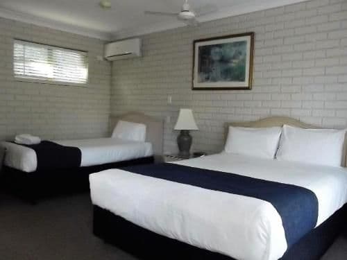 Queen Room with Pool View