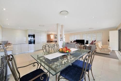 Deluxe Three-Bedroom Apartment