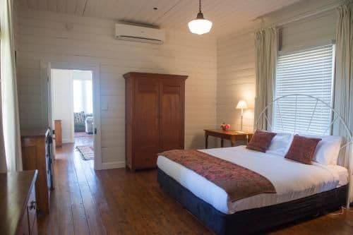 Deluxe King Suite