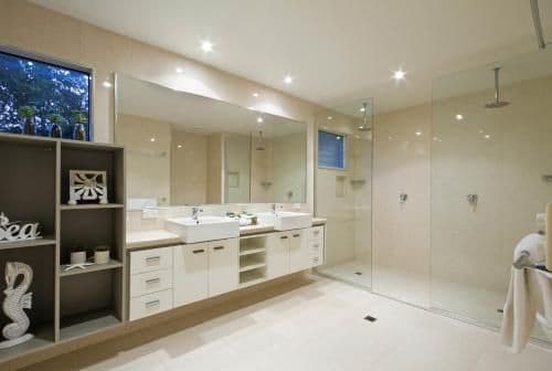 Four-Bedroom Holiday Home