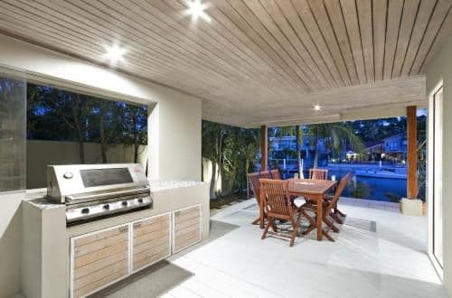 Four-Bedroom Holiday Home
