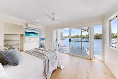 Five-Bedroom Holiday Home