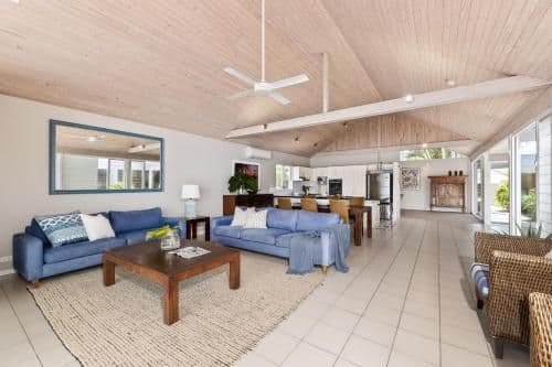 Five-Bedroom Holiday Home