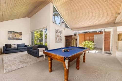 Five-Bedroom Holiday Home