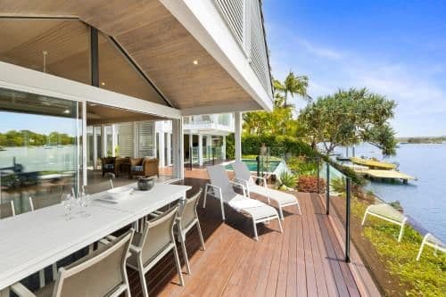 Five-Bedroom Holiday Home