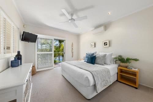 Four-Bedroom Holiday Home