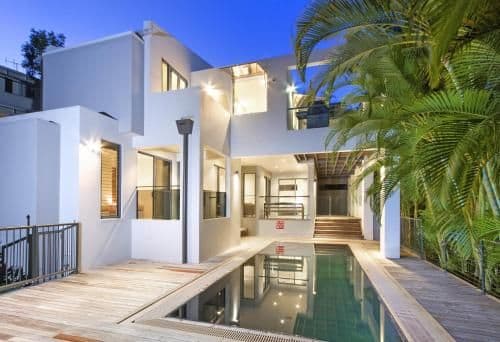 Four-Bedroom Holiday Home