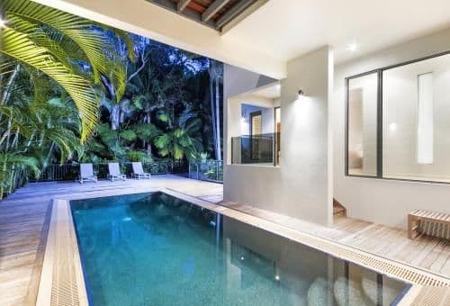 Four-Bedroom Holiday Home