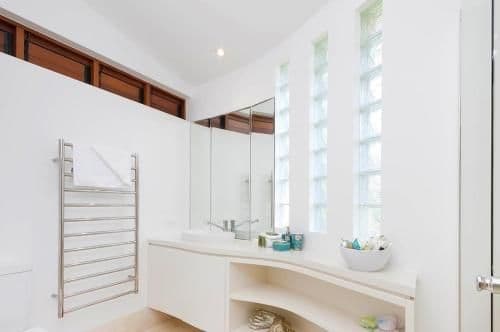 Four-Bedroom Holiday Home