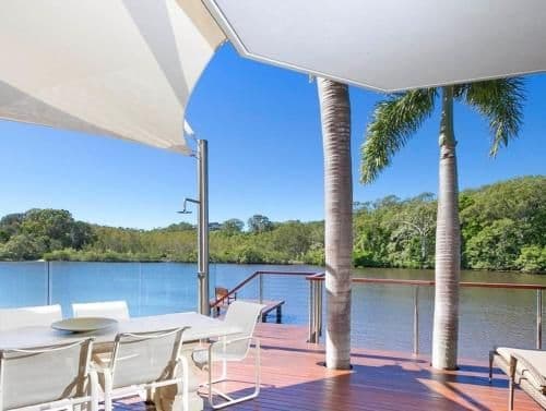 Four-Bedroom Holiday Home