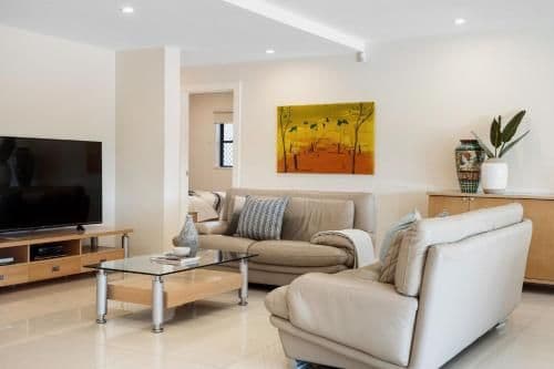 Four-Bedroom Holiday Home