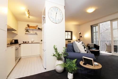 One-Bedroom Apartment