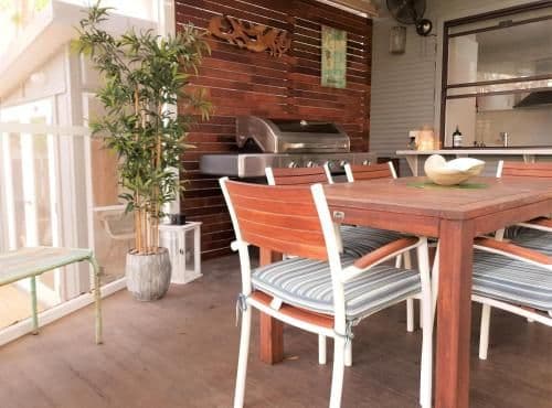 Three-Bedroom Holiday Home 
