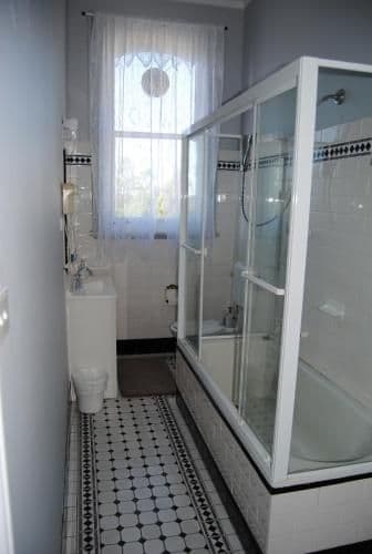 Heritage Queen Room