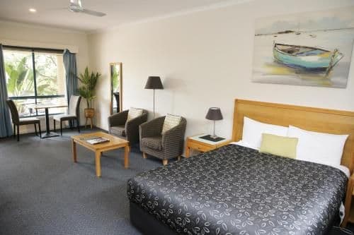 Deluxe Queen Room