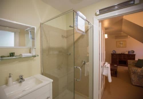 Queen Suite