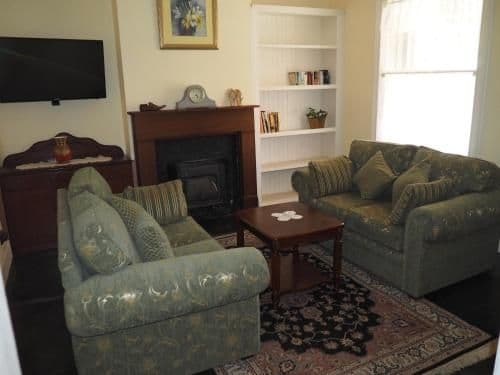 One-Bedroom Cottage