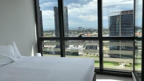 Deluxe two bedroom two bathroom with river/harbour view
